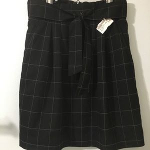 Black and dark blue dotted skirt